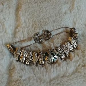 ⭐️HOST PICK⭐️ Vintage silver tone slide bracelet